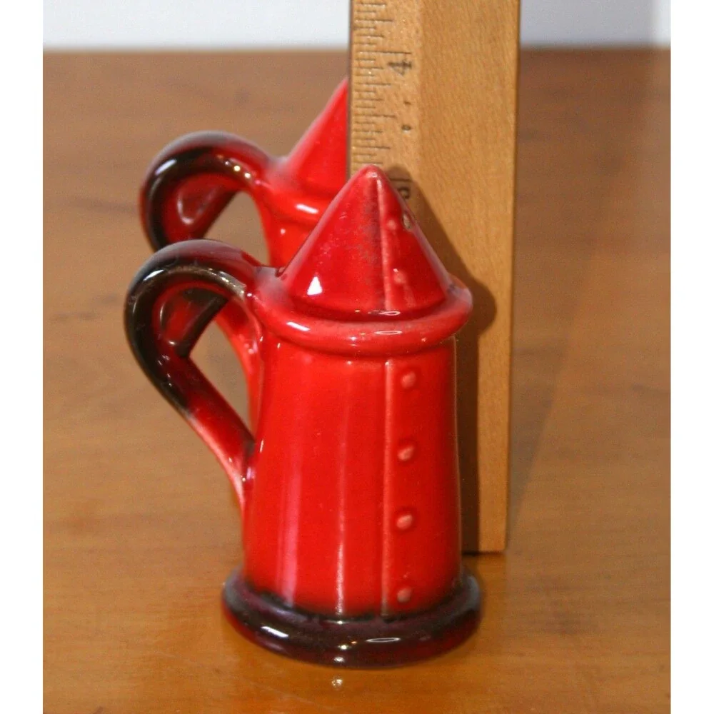 Salt Pepper Shakers Burnt Orange Red Rooster collection by Metlox Poppytrail MCM